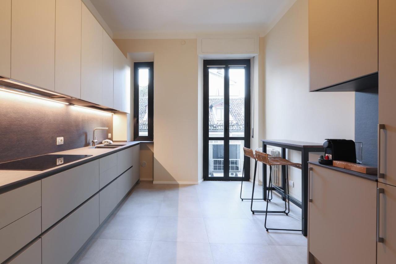 Luxury San Babila Apartment Μιλάνο Εξωτερικό φωτογραφία